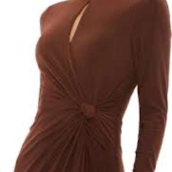 Mac Duggal Long Sleeve Keyhole Crew Neck Knot Waist Gown - Picture 5 of 7